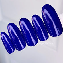 Load image into Gallery viewer, ROYAL
