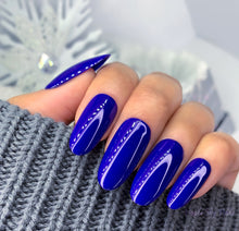 Load image into Gallery viewer, ROYAL
